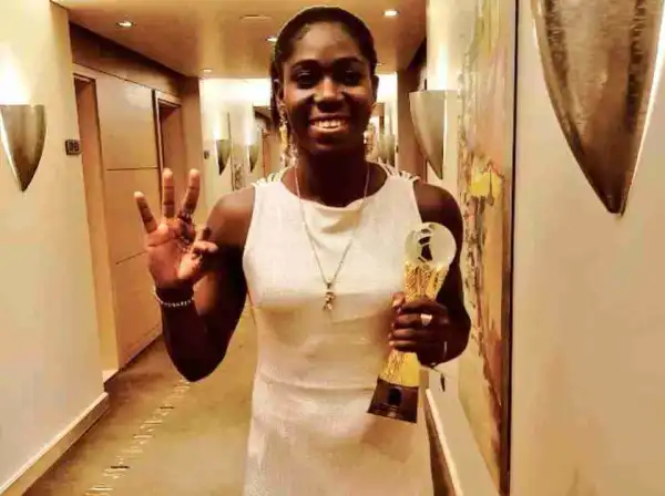 Asisat Oshoala Poses With Her CAF Award (Photo)